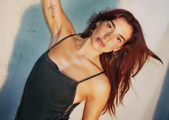 Imagem ilustrativa da imagem Dua Lipa declara torcida por "O Agente Secreto" no Oscar 2026