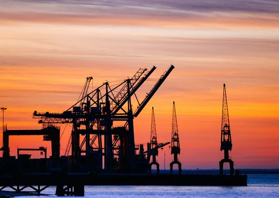 Imagem ilustrativa da imagem Empregos no setor de petróleo com salário de até R$ 40 mil no ES