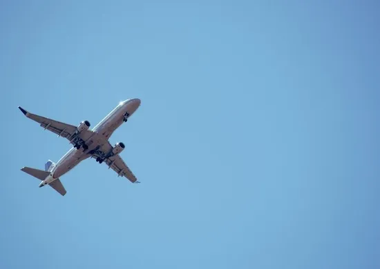 Imagem ilustrativa da imagem Espanha fecha espaço aéreo para aviões dos EUA envolvidos na guerra