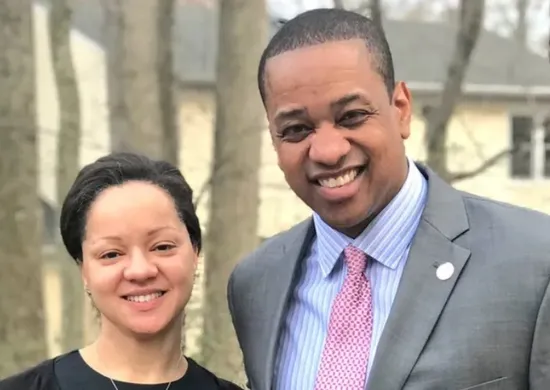 Imagem ilustrativa da imagem Ex-vice-governador da Virgínia mata a esposa e comete suicídio, diz polícia