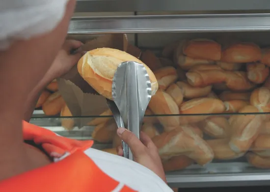 Imagem ilustrativa da imagem Fechamento de supermercado aos domingos pode aumentar movimento nas padarias