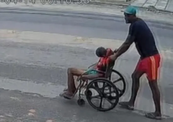 Imagem ilustrativa da imagem Filho empurra cadeira por 5 km e abandona corpo do pai em matagal de Paulista