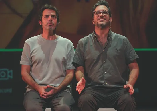 Imagem ilustrativa da imagem "Herdeiros" de Chico Anysio e Lúcio Mauro: “Nossos pais estão se divertindo"