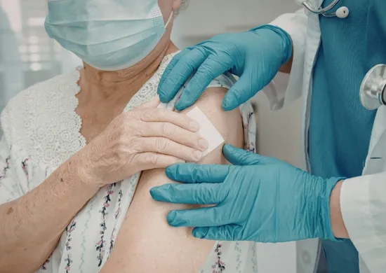 Imagem ilustrativa da imagem Instituto Butantan recruta 6.900 idosos para testar nova vacina contra gripe