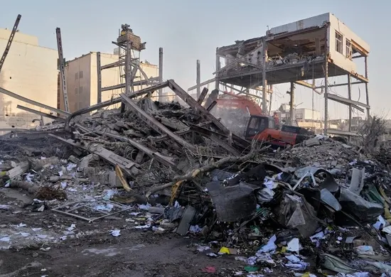 Imagem ilustrativa da imagem Irã ataca base aérea no Bahrein e EUA atingem Guarda Revolucionária