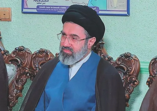 Imagem ilustrativa da imagem Irã confirma filho de Khamenei como novo líder; Trump ameaça eliminá-lo