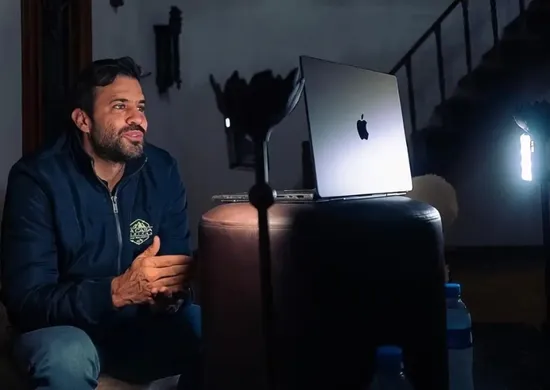 Imagem ilustrativa da imagem Justiça condena Marçal a pagar indenização a Boulos por desinformação