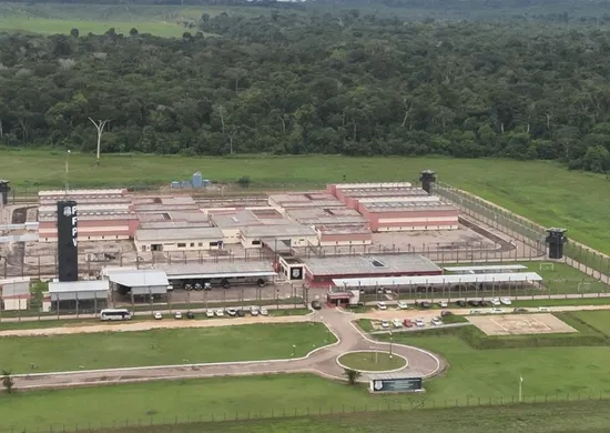 Imagem ilustrativa da imagem Líder de facção vai para presídio federal em Rondônia