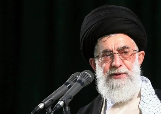 Imagem ilustrativa da imagem Líder supremo morto no Irã será sepultado na cidade sagrada onde nasceu