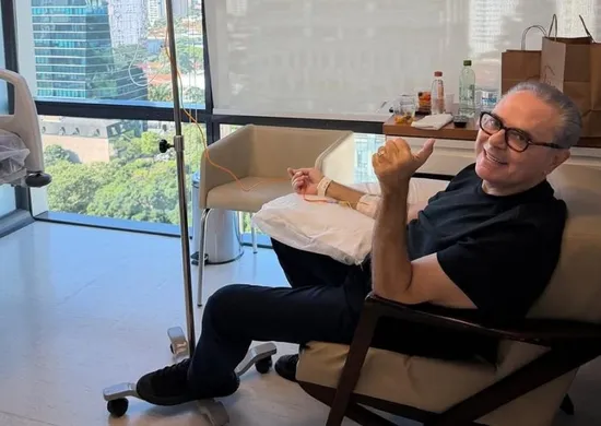Imagem ilustrativa da imagem Luís Roberto inicia tratamento após diagnóstico de neoplasia