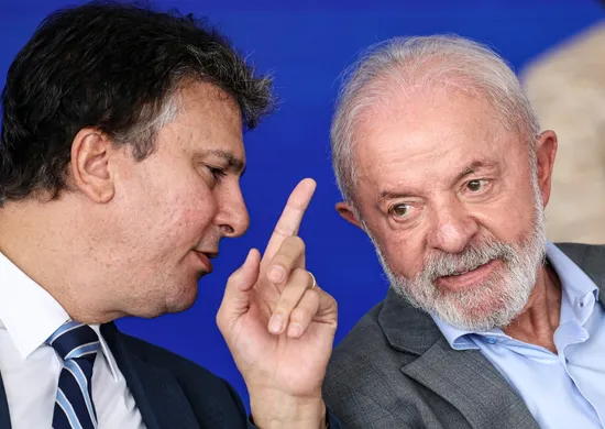 Imagem ilustrativa da imagem Lula diz que Camilo Santana sai para ser candidato no Ceará