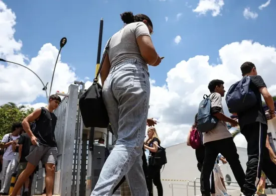 Imagem ilustrativa da imagem MEC divulga nova chamada da lista de espera para Fies do 1º semestre