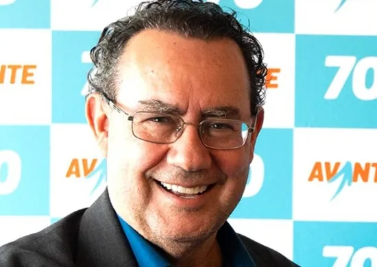 Imagem ilustrativa da imagem Minha candidatura vai até o final, diz Augusto Cury, lançado à Presidência