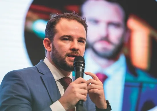 Imagem ilustrativa da imagem Ministro da Fazenda quer acabar com a declaração do IR