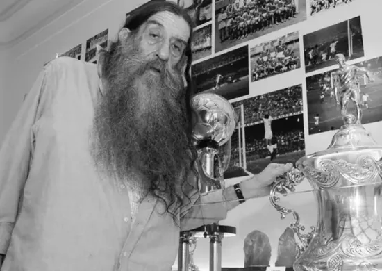 Imagem ilustrativa da imagem Morre Nelsinho, filho de Nelson Rodrigues e criador do Bloco dos Barbas