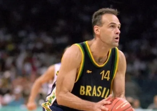 Imagem ilustrativa da imagem Morre Oscar Schmidt, lenda do basquete, aos 68 anos
