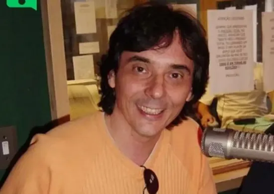 Imagem ilustrativa da imagem Morre Ricardo Schnetzer, dublador de Tom Cruise e Al Pacino