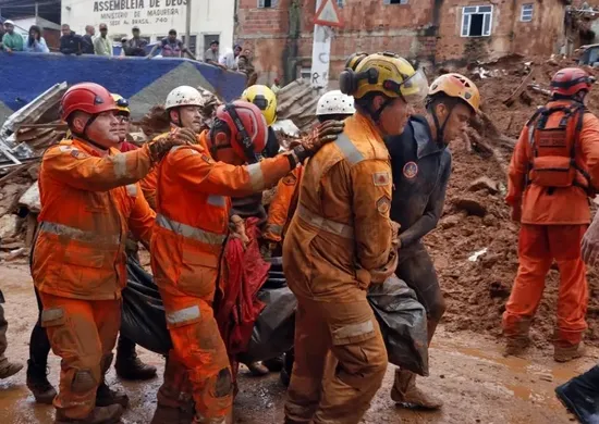 Imagem ilustrativa da imagem Mortes em Juiz de Fora e Ubá, em MG, chegam a 48 e há 19 desaparecidos