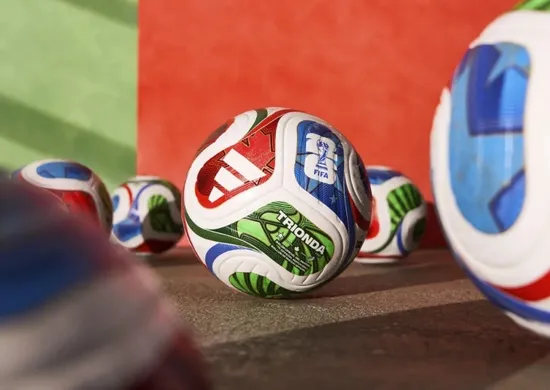 Imagem ilustrativa da imagem Nova bola da Copa fará jogo ser mais agressivo e veloz, diz fabricante