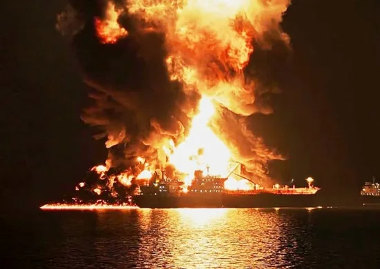 Imagem ilustrativa da imagem Novo líder do Irã promete vingança e bloqueio de Ormuz em 1º fala no posto