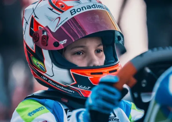 Imagem ilustrativa da imagem Piloto capixaba irá representar o Brasil em campeonato de kart na Europa