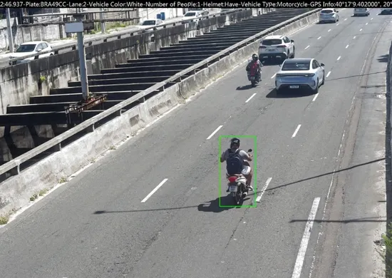 Imagem ilustrativa da imagem Placa falsa é flagrada quase 6 mil vezes em um mês