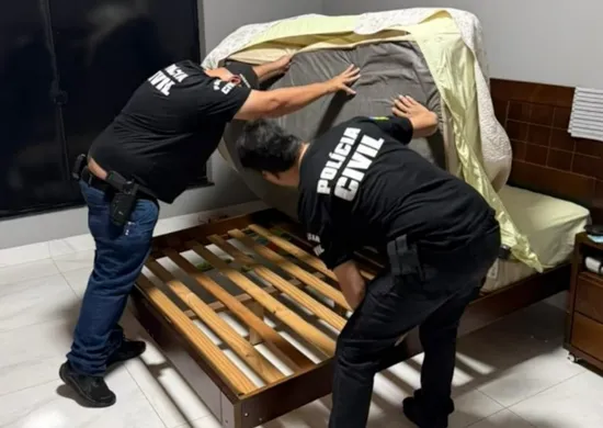 Imagem ilustrativa da imagem Polícia prende homem investigado por desviar R$ 35 milhões de fortuna da avó