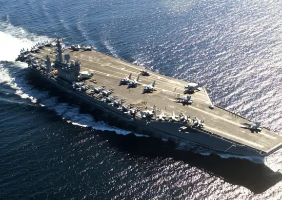 Imagem ilustrativa da imagem Porta-aviões nuclear dos EUA virá ao Rio em missão de demonstração