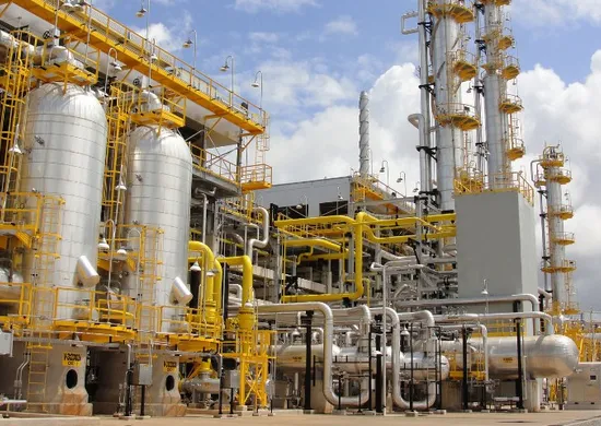 Imagem ilustrativa da imagem Preço do petróleo cai com redução de ataques a instalações de energia