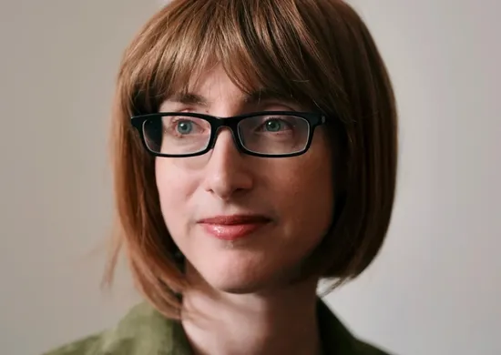 Imagem ilustrativa da imagem "Querida Debbie": de conselheira de esposas a justiceira