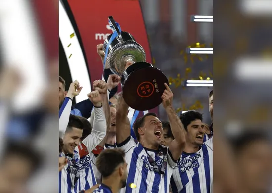 Imagem ilustrativa da imagem Real Sociedad vence o Atletico de Madrid nos pênaltis e leva a Copa do Rei
