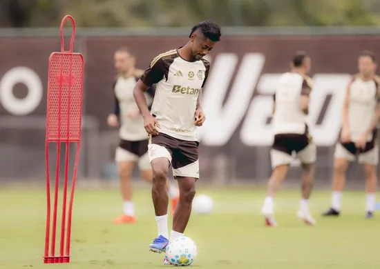 Imagem ilustrativa da imagem Renovação de Bruno Henrique com o Flamengo avança