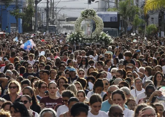 Imagem ilustrativa da imagem Romaria das Mulheres atrai centenas no oitavo dia da Festa da Penha