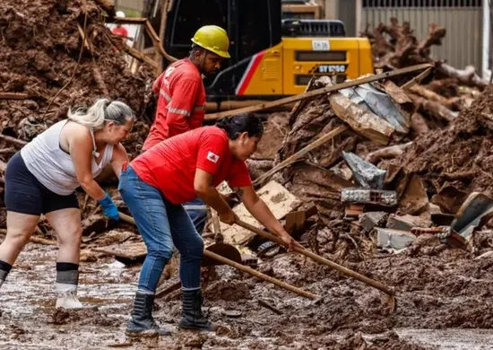 Imagem ilustrativa da imagem Sobe para 72 o número de mortos nas chuvas em Minas Gerais