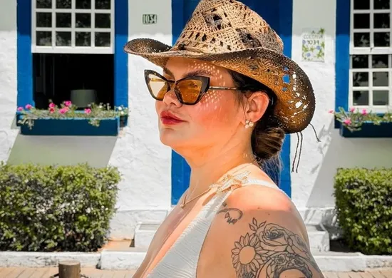 Imagem ilustrativa da imagem Thaís Carla mostra novo corpo após perder 85 quilos. Veja antes e depois