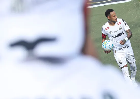 Imagem ilustrativa da imagem Última chance a Neymar? Ancelotti convoca seleção brasileira para amistosos nos EUA