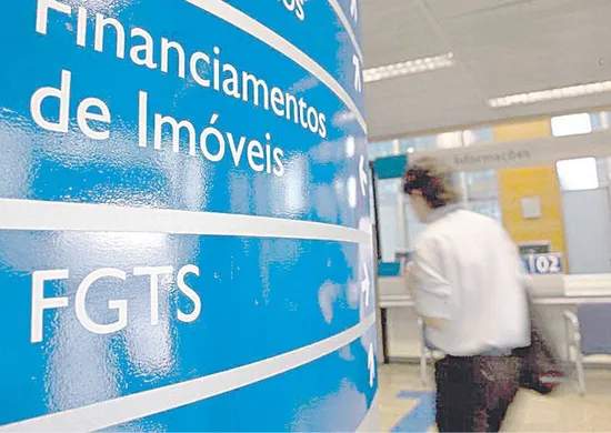 Imagem ilustrativa da imagem Uso do FGTS para quitar dívidas compromete casa própria e poupança, dizem entidades