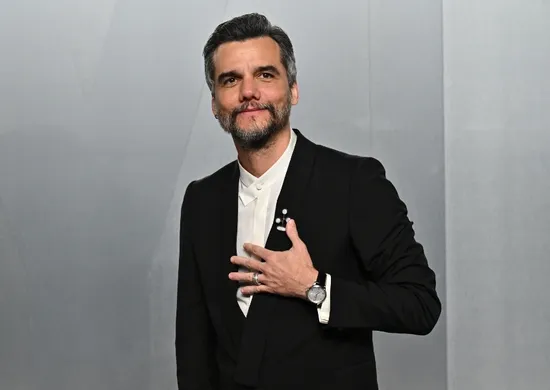Imagem ilustrativa da imagem Wagner Moura entra no universo de Star Wars como detetive em série sombria