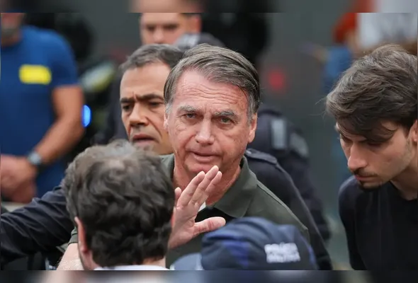 Bolsonaro foi condenado a 27 anos e 3 meses de prisão