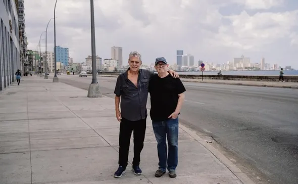 Imagem ilustrativa da imagem Chico Buarque volta a Cuba 34 anos depois de sua última visita