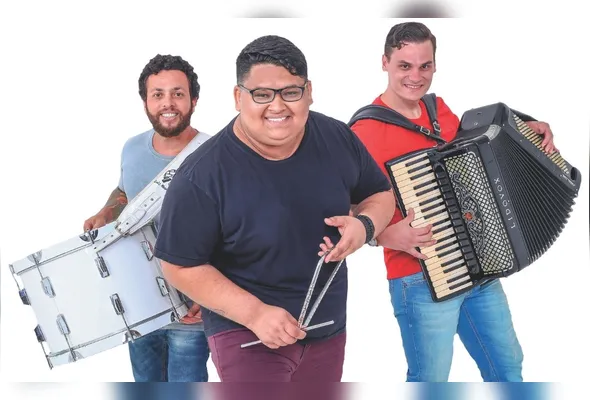 Trio Mafuá  promete animar o público com muito forró neste sábado, a partir das 19 horas, no Portal da Ilha do Gambá