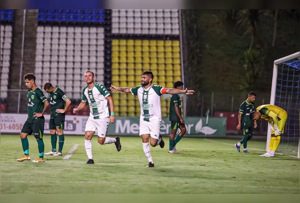 Imagem ilustrativa da imagem Garotos do Porto perdem para o Gama na estreia da Copa Centro-Oeste