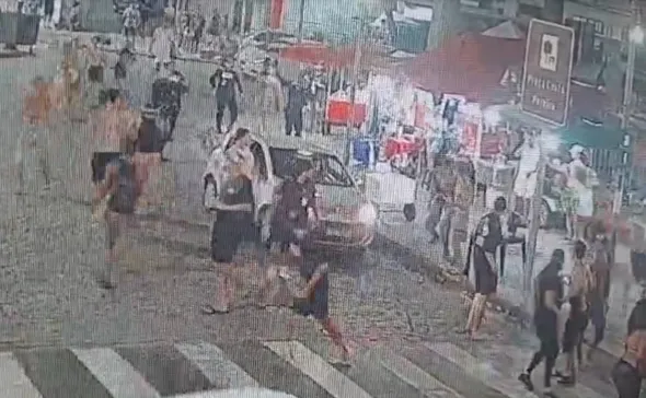 Imagem ilustrativa da imagem Mulher trans é morta ao tentar atacar guarda com facão no Centro de Vitória