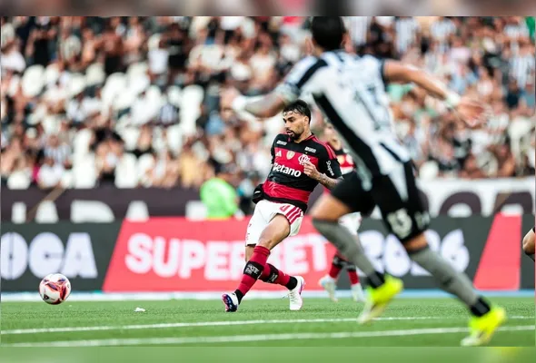 Imagem ilustrativa da imagem Paquetá desencanta, Flamengo elimina Botafogo e vai à semi do Carioca