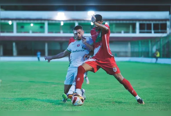 Imagem ilustrativa da imagem Porto  vence duelo direto e deixa a zona de rebaixamento