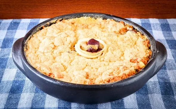 Imagem ilustrativa da imagem Venda de Torta Capixaba em drive thru: veja como comprar em Vitória