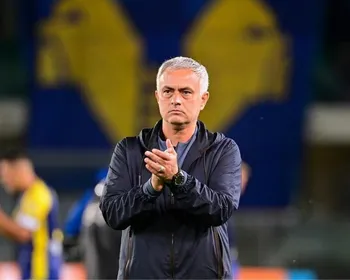 Imagem ilustrativa da imagem Mourinho indica favoritos na Copa e diz que 'Brasil com Ancelotti é outro'