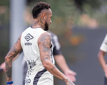 Imagem ilustrativa da imagem Santos enfrenta o líder San Lorenzo sob pressão na Sul-Americana