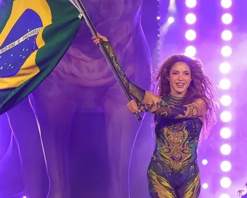 Imagem ilustrativa da imagem Shakira se despede do Brasil com declaração de amor: 'Inesquecível e arrepiante'
