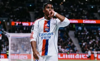 Imagem ilustrativa da imagem Endrick voltará ao Real para treinar para a Copa após último jogo pelo Lyon